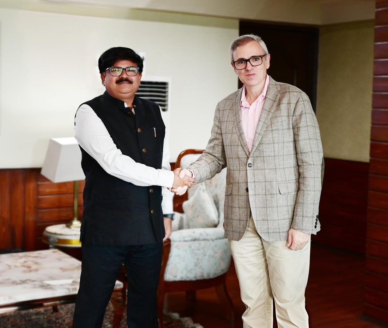 Pr AG calls on CM J&K Omar Abdullah
