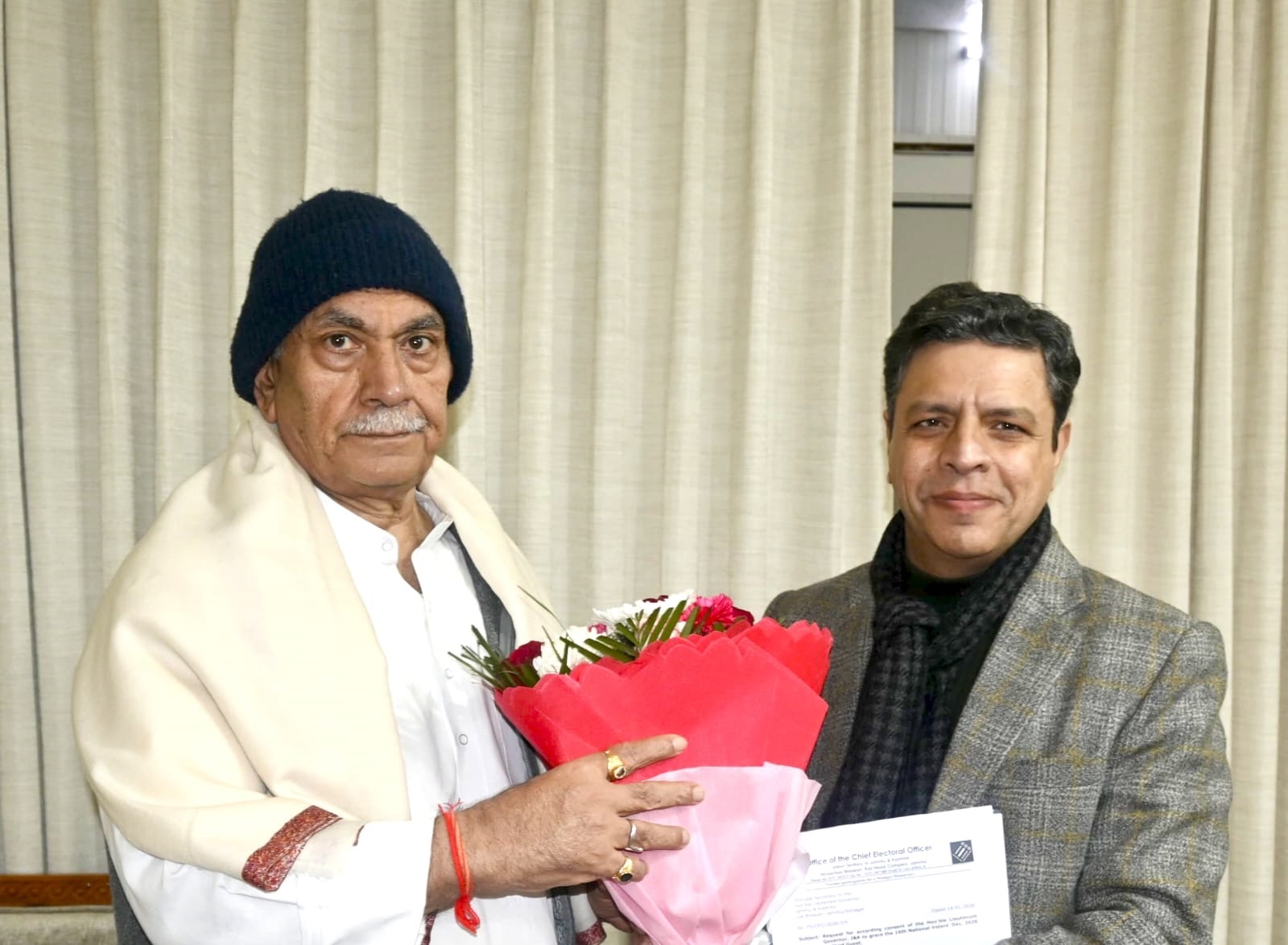 CEO J&K Sanjeev Verma calls on LG J&K 