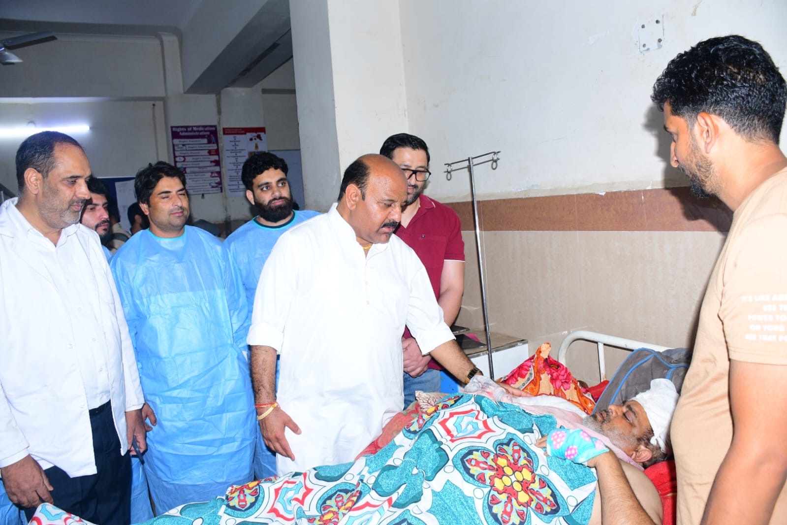 Dy CM J&K reviews border situation, holds meeting with locals, officials at Rajouri