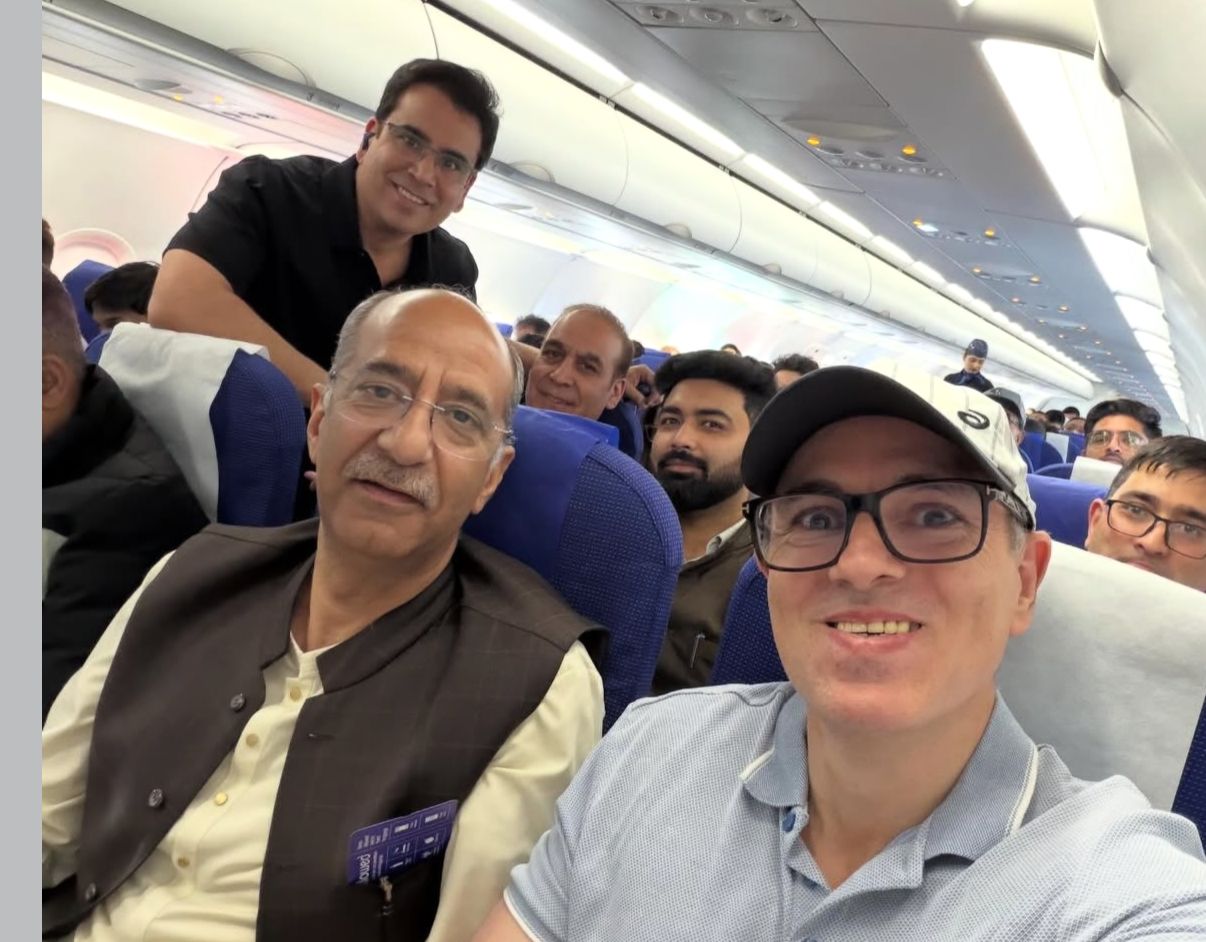 CM Omar Abdullah  leaves for Hubballi for J&K's Ranji Trophy finals ; J&K certainly winning