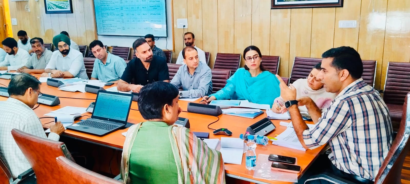 'Shahid Iqbal reviews 570 Sports Infrastructure Projects Underway across J&K'