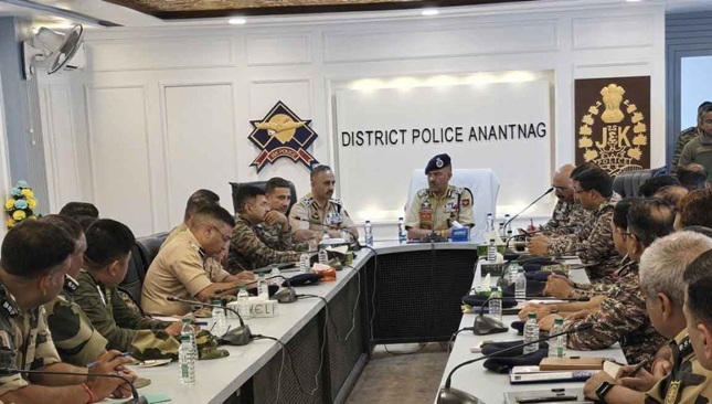'DGP Nalin Prabhat asks Security Forces to plug Grey Areas '
