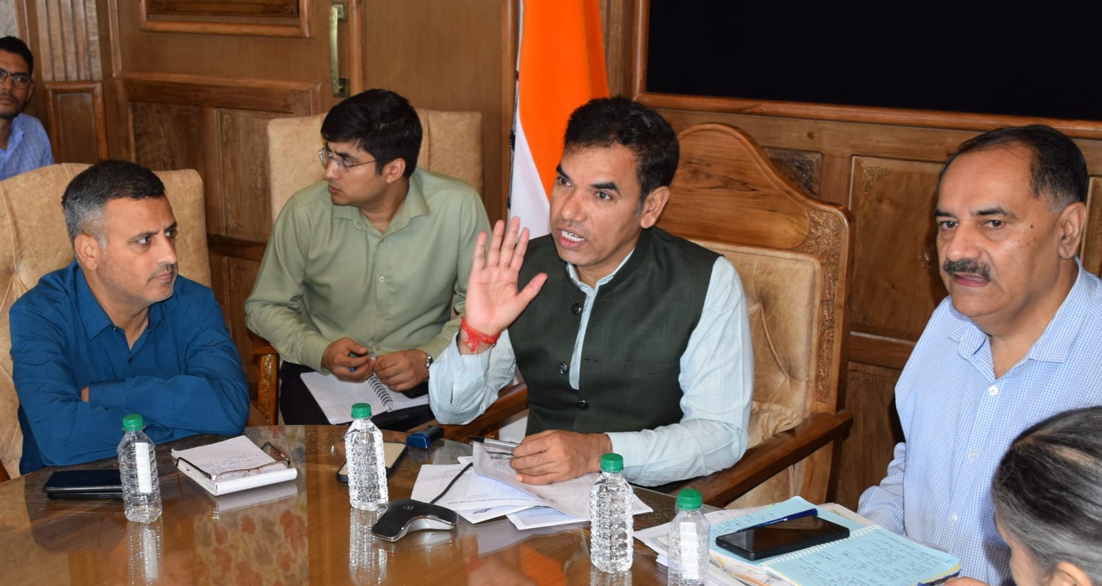 Principal Secretary Culture Deptt, Div Com Kashmir review final arrangements for Tiranga rally