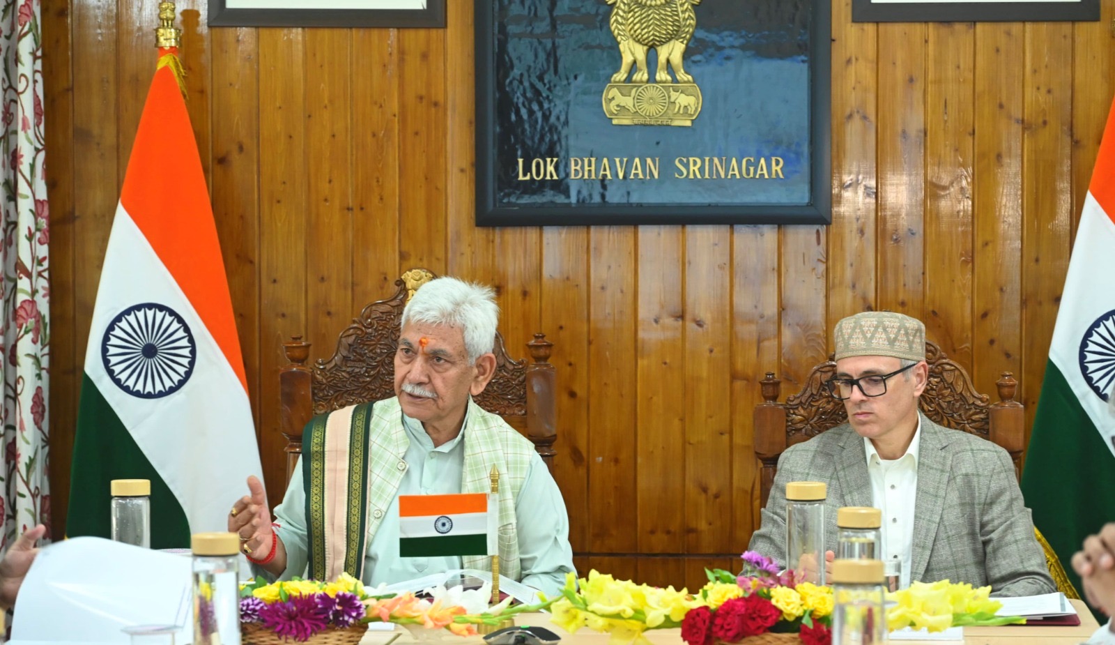 'LG Manoj Sinha chairs 36th University Council Meeting of SKUAST-Kashmir ; CM Omar Abdullah attends meeting '