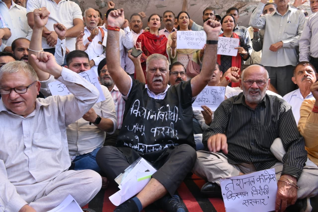 'Former Minister Sukhnandan Choudhary Leads Protest, Demands Accountability from Omar Government'