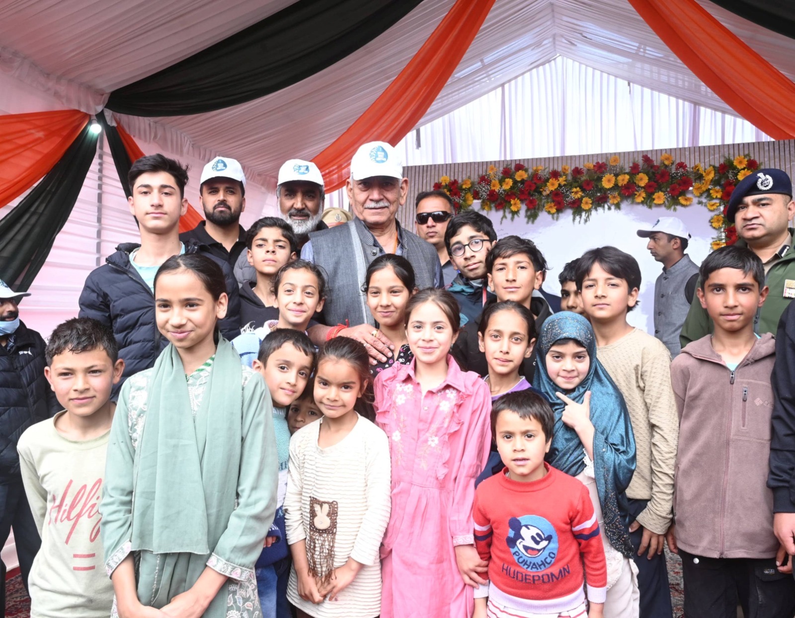 'LG J&K joins Padyatra in Shopian'