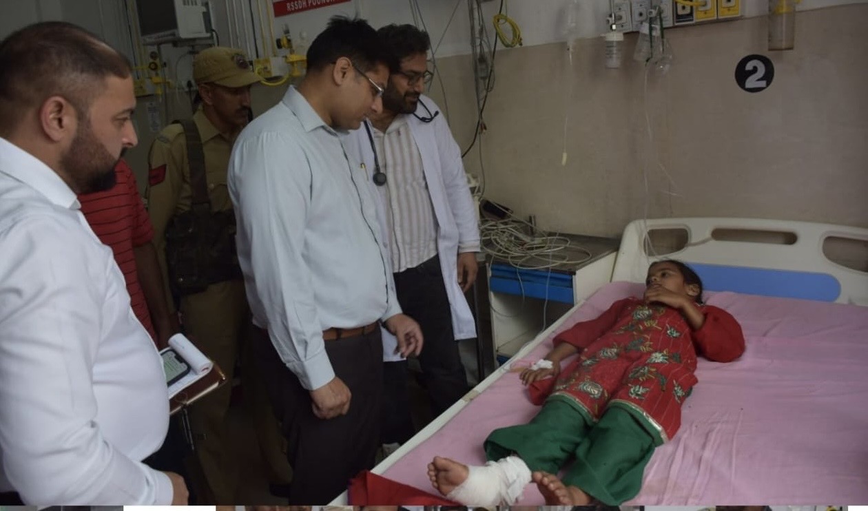 DC meets injured children at District Hospital Poonch, sanctions Ex-Gratia Relief