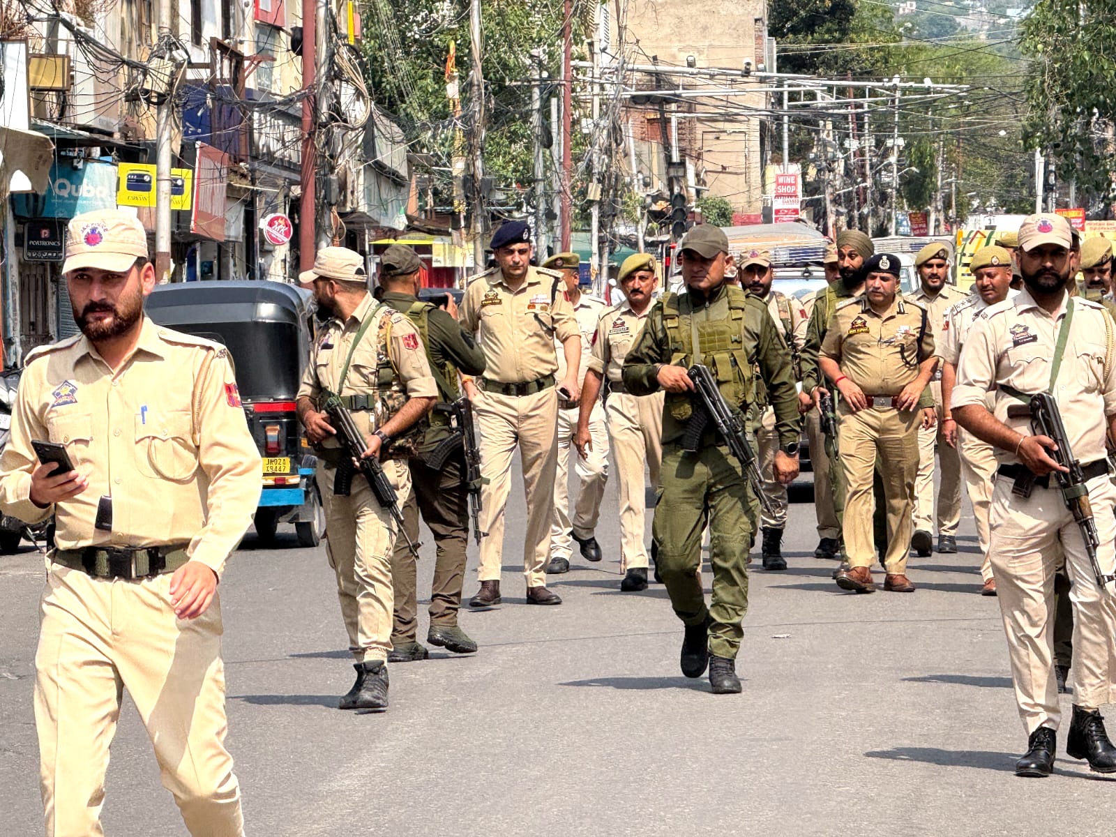DIG Jammu meets Public , Businessmen 