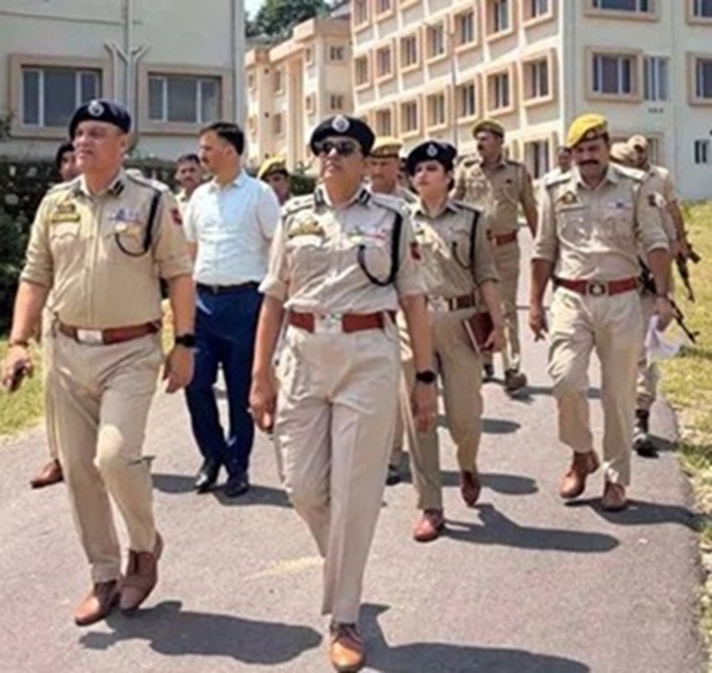 DIG  Nisha Nathyal inspects new headquarters of 1 JKAP Women Battalion 