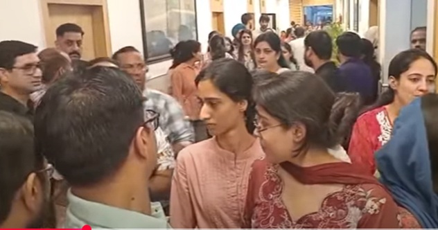 After arrest of  daughter of deceased person, Junior doctors call off strike 