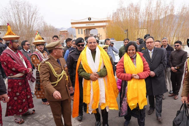 Ladakh LG receives warm welcome 