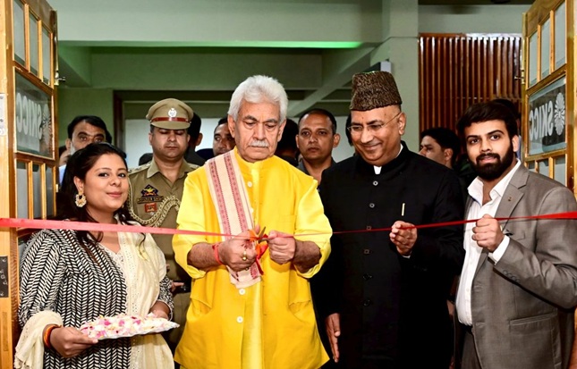 LG Sinha inaugurates ‘Bharat Sanrachna J&K 2025’ Exhibition and Public Outreach Initiative