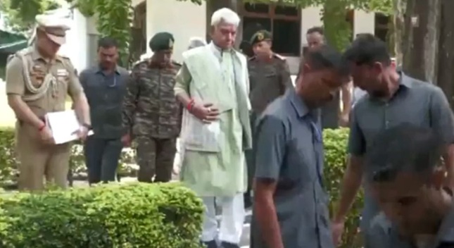 LG Manoj Sinha visits Poonch