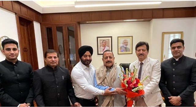 JKHCBAJ meets Dr Jitendra, seeks construction of CAT building in Jammu 
