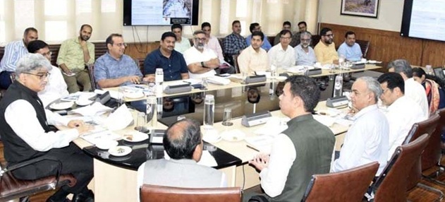 CS J&K reviews functioning of DMRR&R deptt, assesses measures for displaced populations 