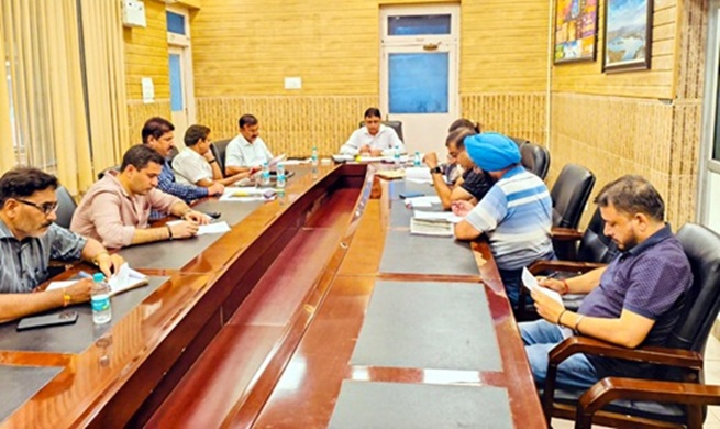 Director Tourism discusses Action Plan for winter-sport infrastructure 