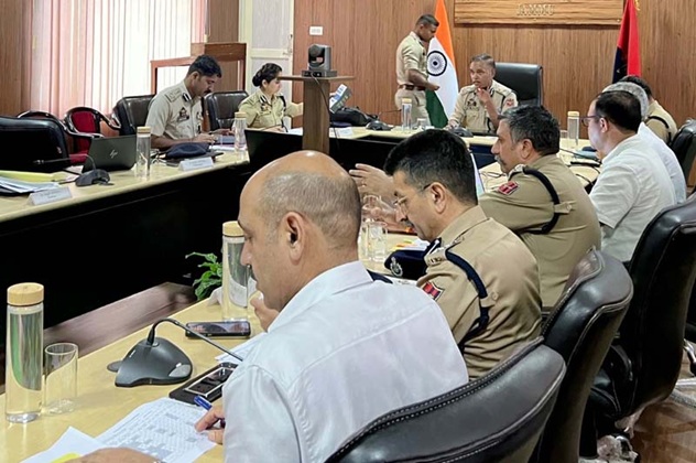 IGP Jammu reviews crime, security 