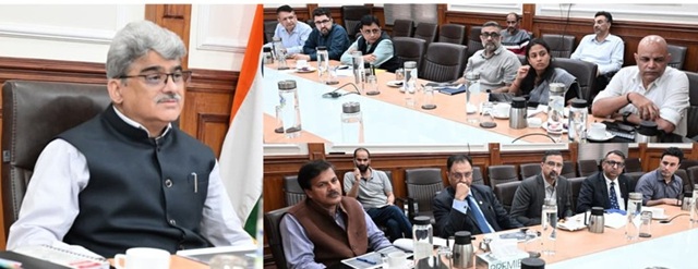 CS Atal Dulloo reviews promotion of homestays across J&K 