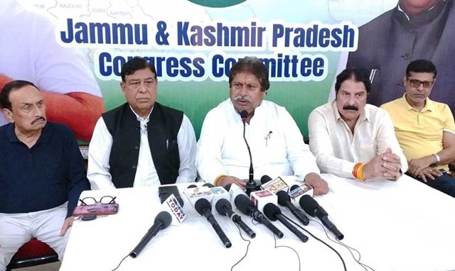 Fix responsibility in Mata Vaishno Devi tragedy: Congress 