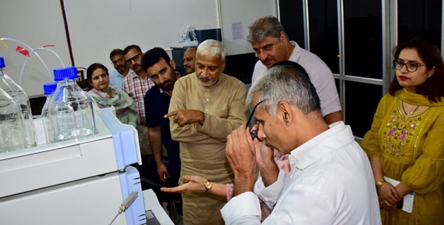 Committee on Public Accounts visits Healthcare institutions in Jammu city