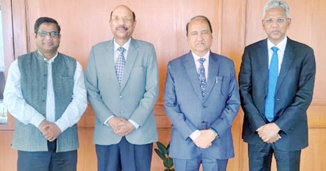 Prof Shakti Gupta, Lt Gen Sunil  Kant join IIM Jammu as Hony Prof, Sr Consultant 