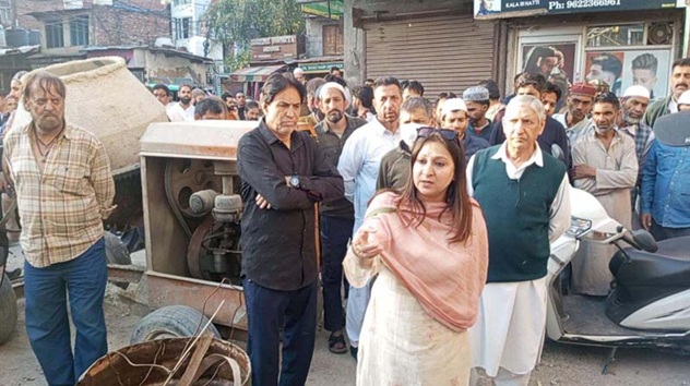 DC Jammu calls for balanced irrigation approach to preserve groundwater but  "Waterbody" issue?