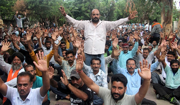 PDD’s PDL/TDL workers continue strike, dharna