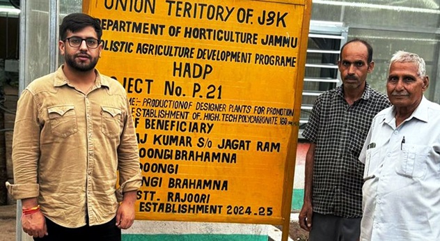 DDC Rajouri conducts late evening visit to border village in Doongi Block 