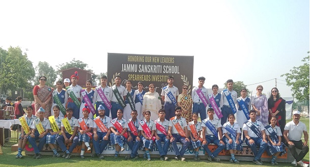 Jammu Sanskriti School  holds annual investiture ceremony