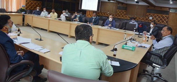 Rohit Kansal directs officers to complete projects on priority