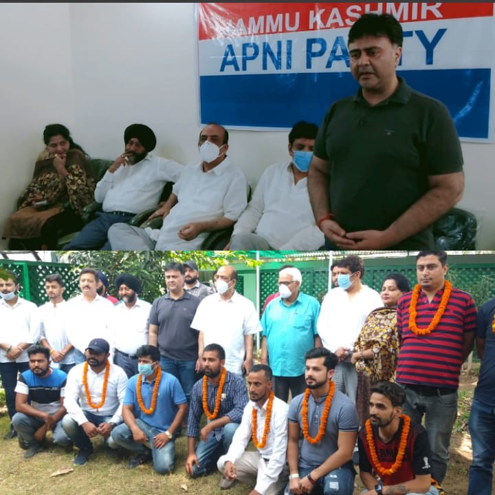  Youth in distress due to lack of employment opportunities: Apni Party