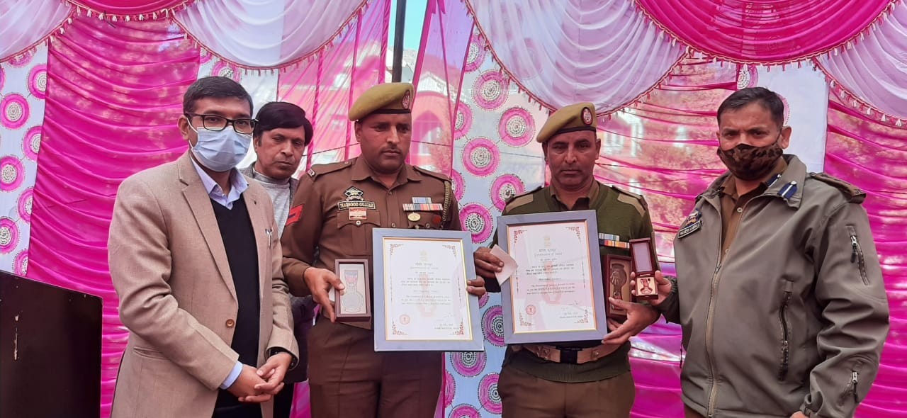 Two Police Personnel of Poonch Police conferred with Jeevan  Raksha Padak Award by MHA