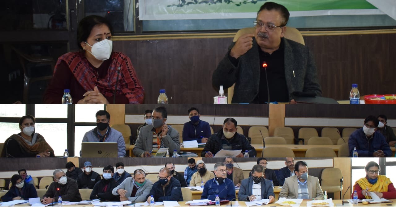 Navin Choudhary visits Reasi; reviews functioning of Agriculture , allied  depts - Cross Town News, a Leading Newspaper of J&K