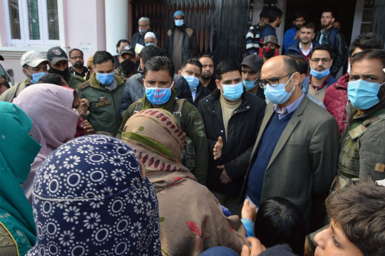 Bhupinder Kumar Presided Over Block Divas In Uri Listens Public 