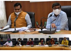 DDC Kathua  reviews progress on Capex, CSS and B2V programme works 