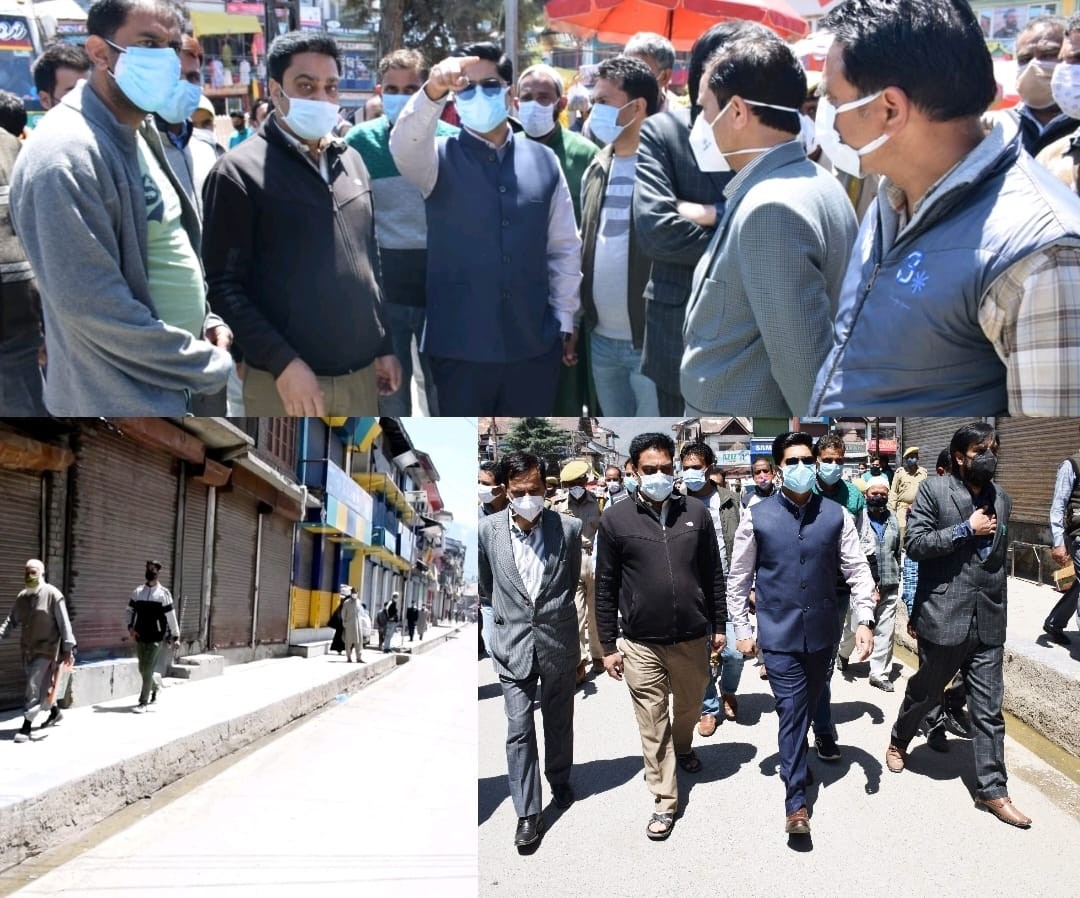 DC Bandipora takes stock of implementation of COVID19 guidelines in Market