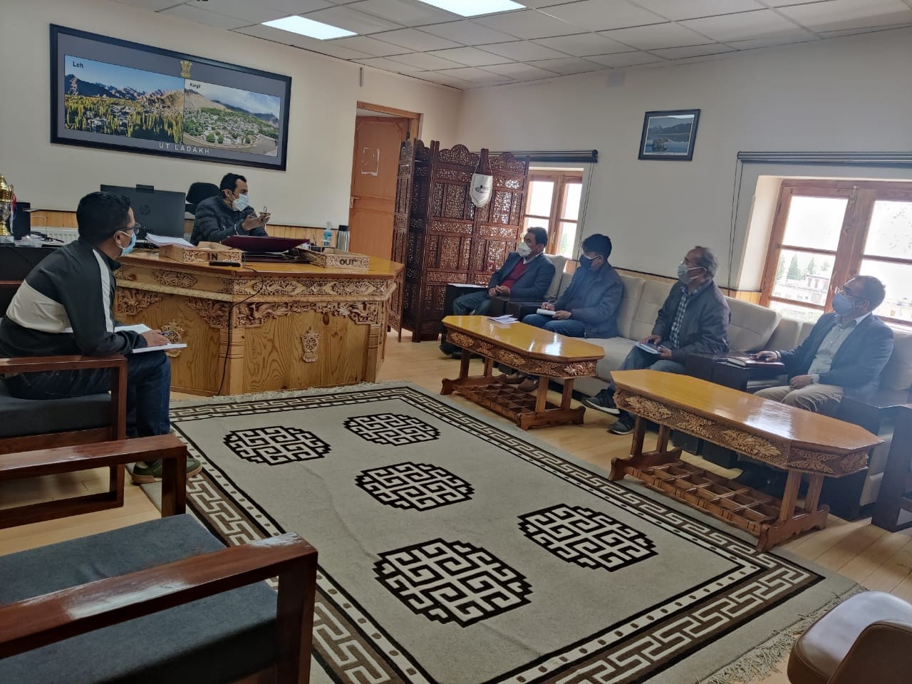 Ravinder Kumar convenes a meeting on honey production in Ladakh