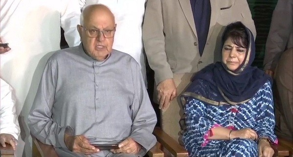 PAGD meeting likely today at 5 pm ; Dr Farooq Abdullah to chair