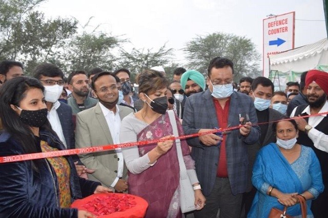 Navin Choudhary inaugurates 'Pashudhan Vyapar Mela' at Lakhanpur - Cross Town News, a Leading Newspaper of J&K Navin Choudhary inaugurates 'Pashudhan Vyapar Mela' at Lakhanpur - Cross Town News, a Leading Newspaper of J&K