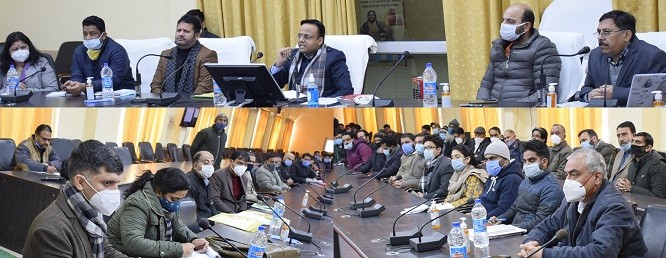 Director Animal Husbandry reviews progress under major flagship-programmes in Ramban district - Cross Town News, a Leading Newspaper of J&K Director Animal Husbandry reviews progress under major flagship-programmes in Ramban district - Cross Town News, a Leading Newspaper of J&K