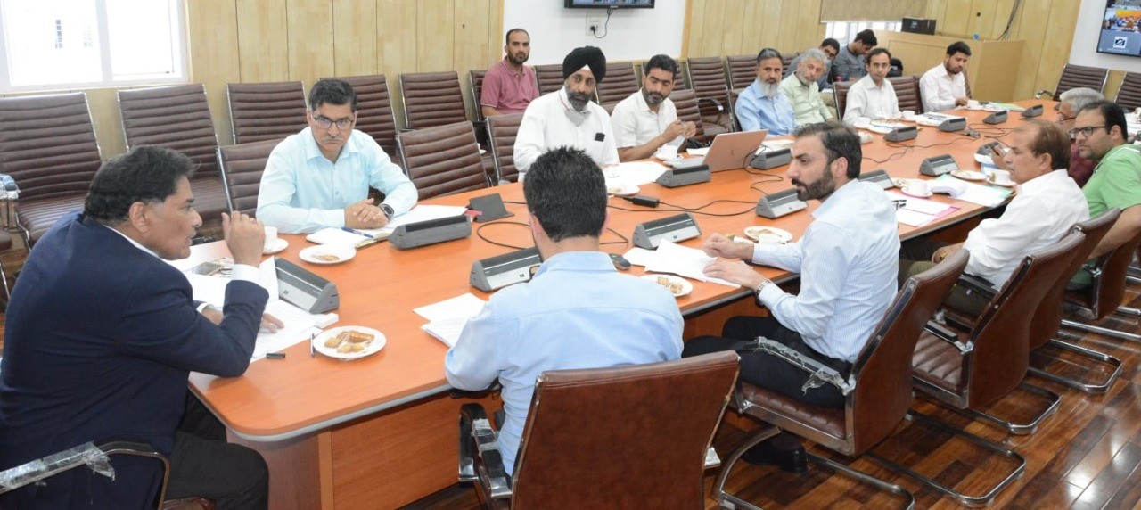 Ashok Parmar directs DMs & CEs for finalization of District Action Plans