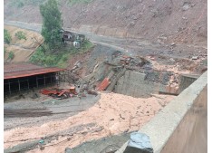 Section of Jammu-Srinagar National Highway wash away; Landslides on Highway