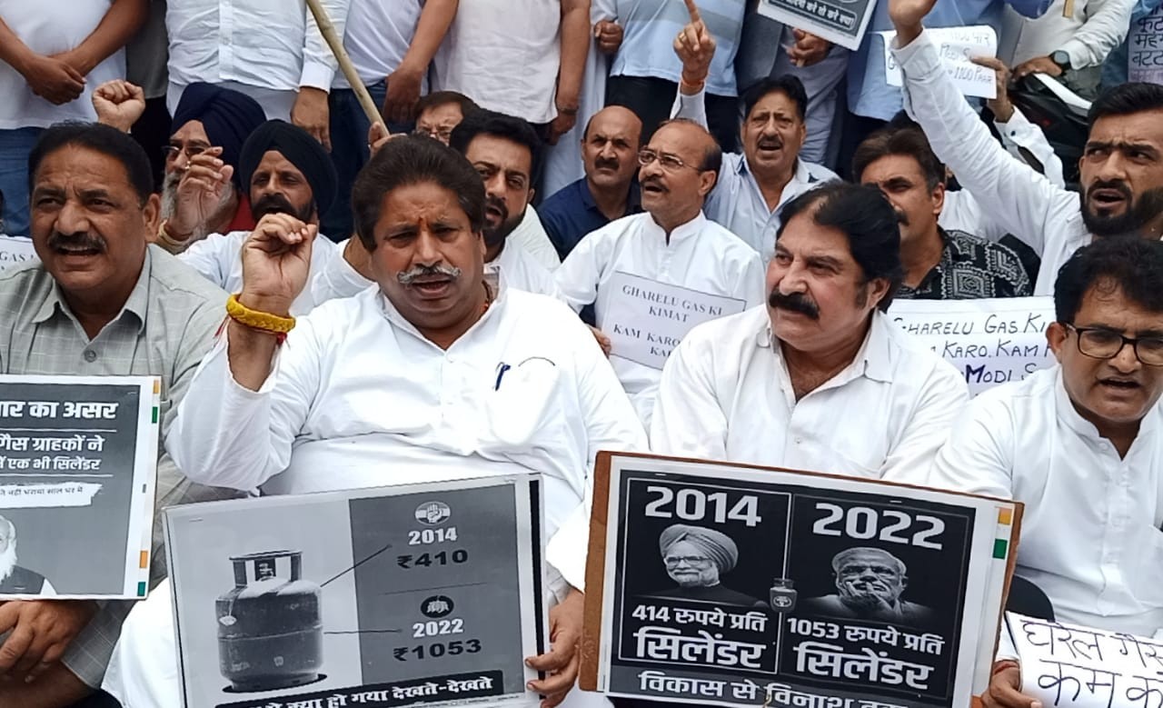  Modi Government Looting Indian People in Installments:Raman Bhalla