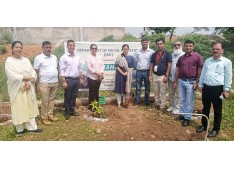 DC Jammu plants tree sapling at SPCA land under Van Mahotsav campaign