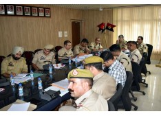 DIG Rajouri asks officers to provide public friendly policing