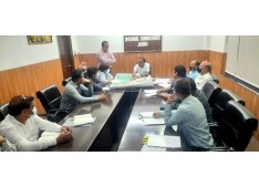 Give preference to local youth while engaging skilled and unskilled labour to provide them employment: Div Com Jammu