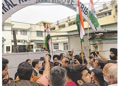 Lawyers continue protests for their demands