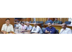 Rafiq Jaral reviews e-office system at Udhampur; Issues series of directions