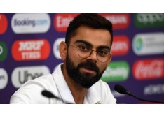 No one except Dhoni messaged me after I quit Test captaincy: Virat Kohli ; Defends Arshdeep Singh