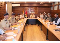 DGP asks officers to strengthen area domination and night patrolling in grey areas